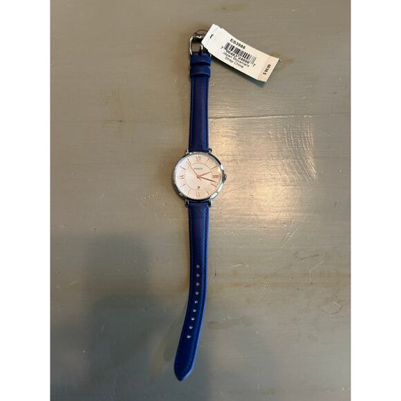Fossil Women's Watch with Navy Leather Band NWT Preppy Office - Picture 2 of 6